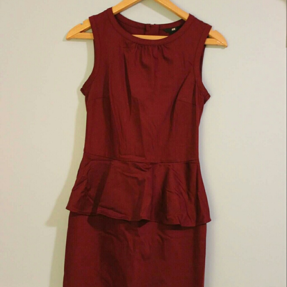 Professional Maroon Peplum 👗