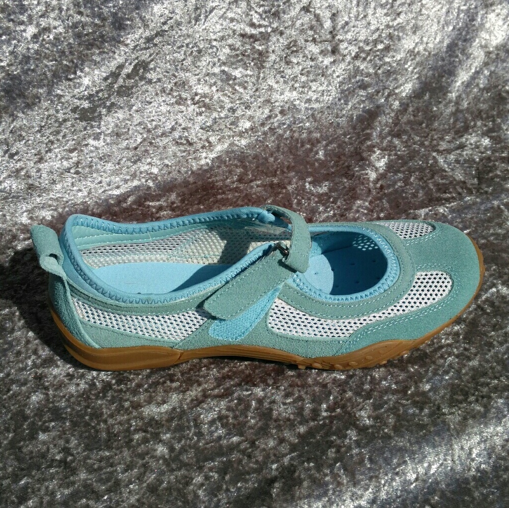 NWT Comfortview Ashley Mary Jane Sneaker Blue 7WW