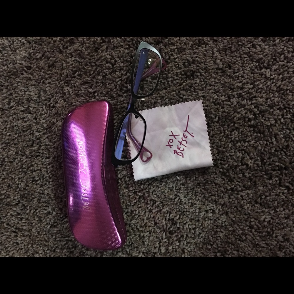 Betsey Johnson Glasses