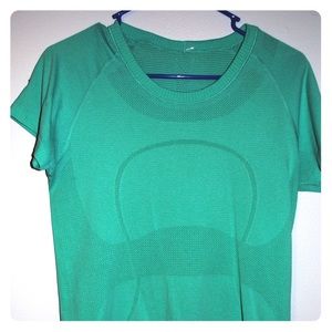 Lululemon workout shirt! Size 10!