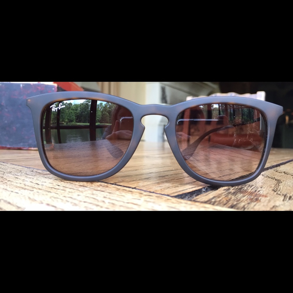 Unisex RB4221 Ray-Ban