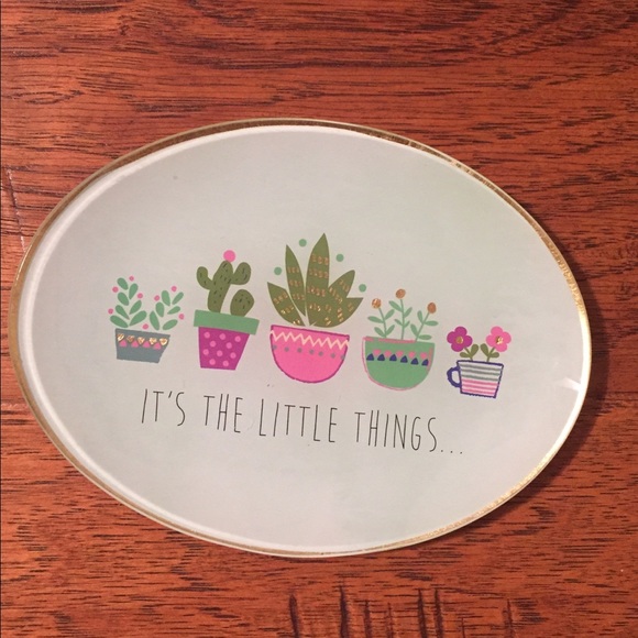 Accessories - *1 HOUR SALE* Succulent/Cactus Trinket Dish