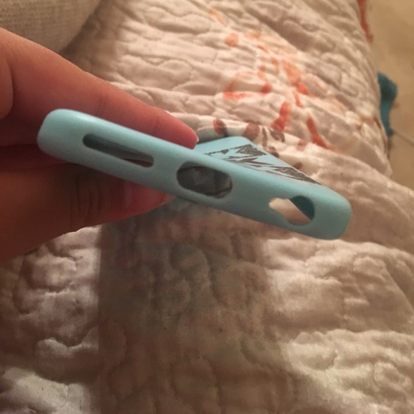 iPhone 6and 6s case - Picture 2 of 4