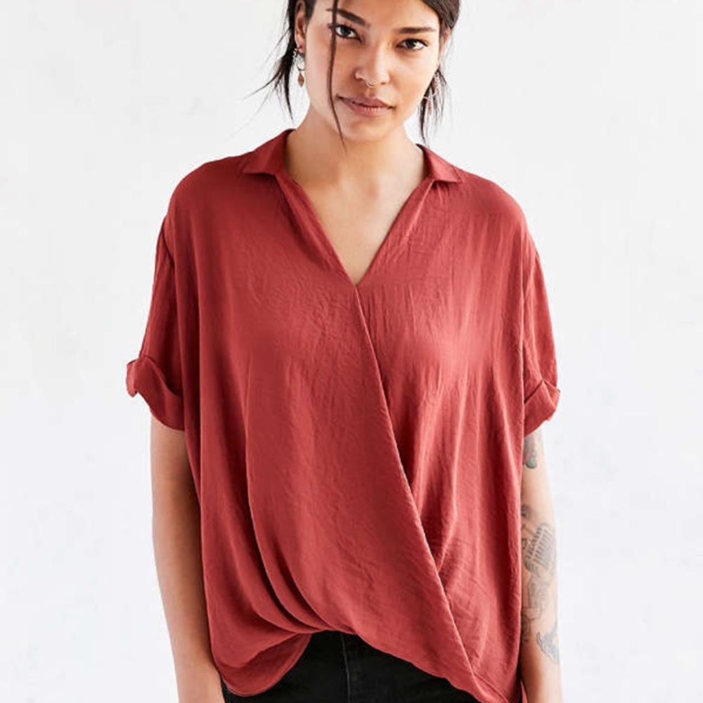 Silence + Noise high/low tee