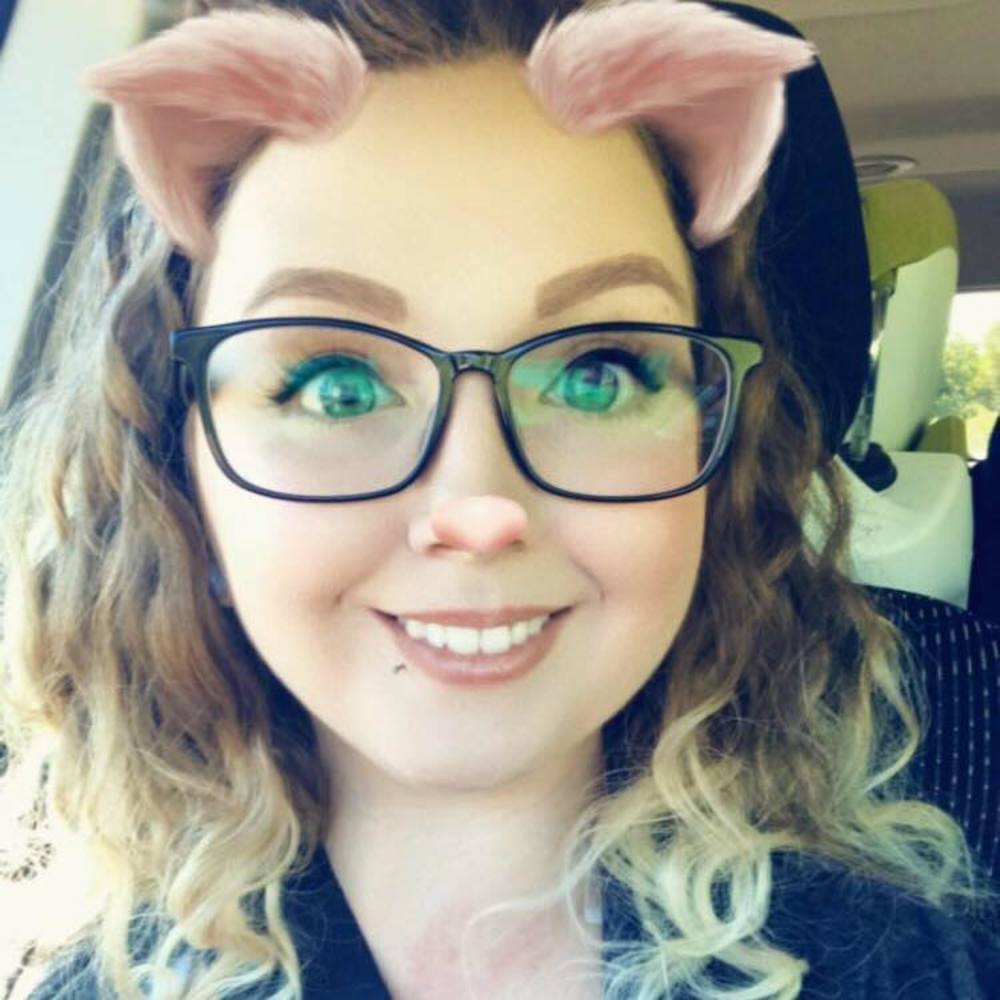 Meet your Posher, Jade