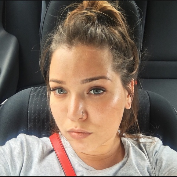 Meet your Posher, Sofiya - Picture 1 of 1