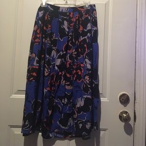 Floral print full skirt