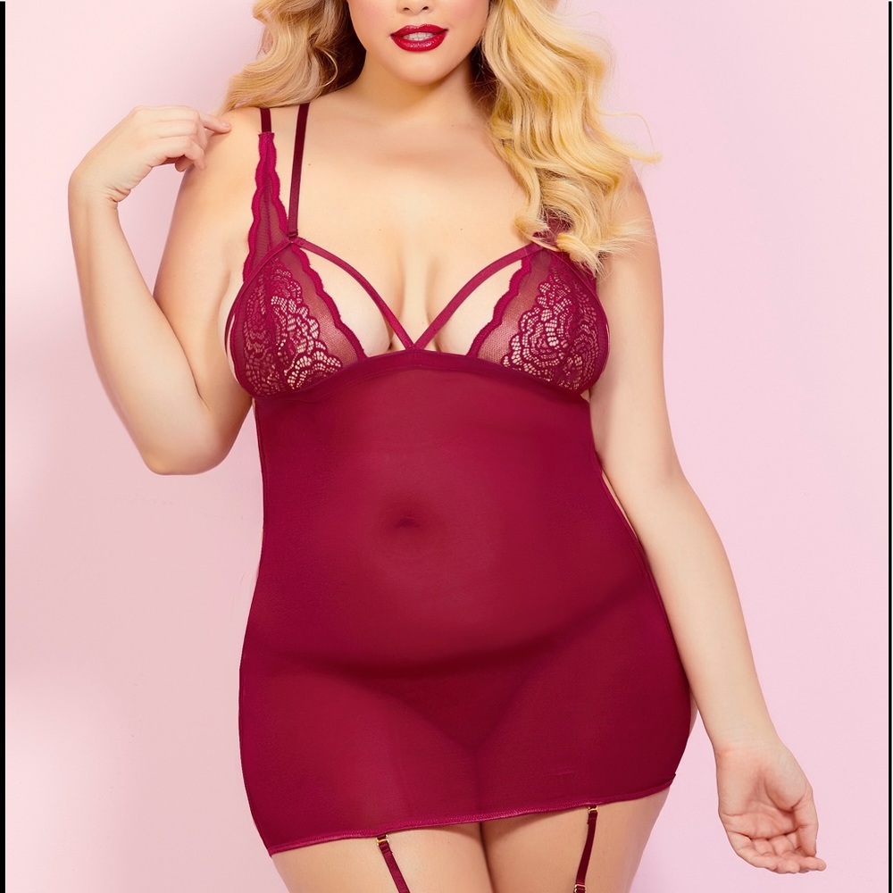 Plus size 💋Erotic Chemise open Back with g-string