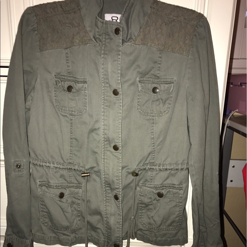 Jacket - Picture 2 of 5