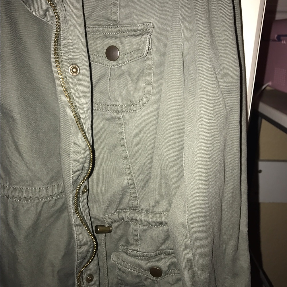 Jacket - Picture 5 of 5