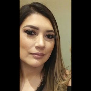 Meet your Posher, Noemi