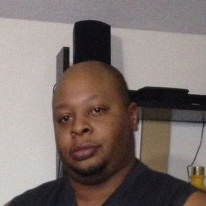 Meet your Posher, Troy