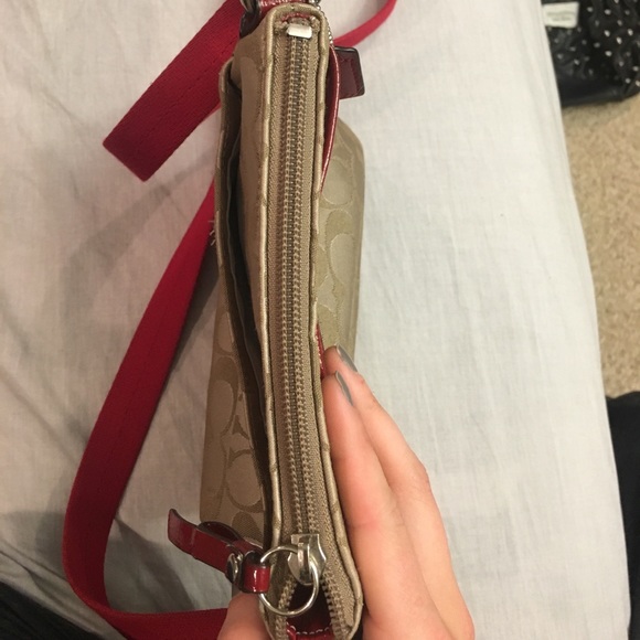 Coach Crossbody - Picture 5 of 7