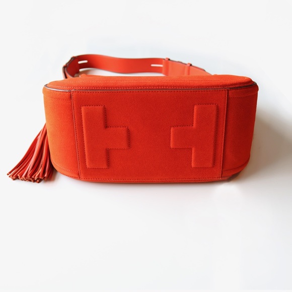 Tory Burch Orange Tassel Shoulder Bag - Picture 2 of 2