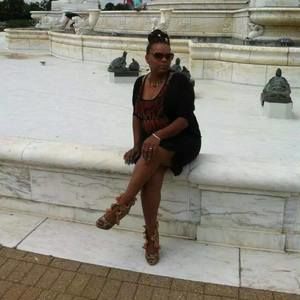 Meet your Posher, Rochelle