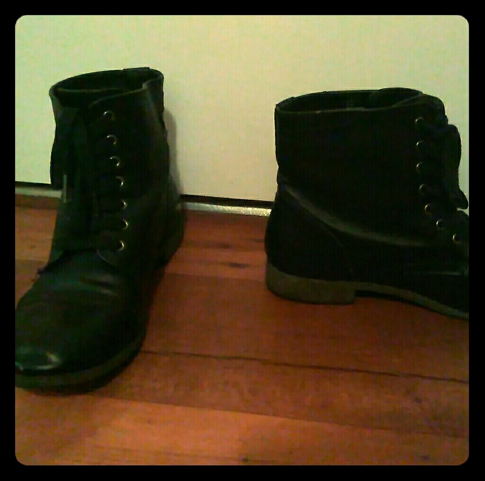 Black rampage  ankle boots