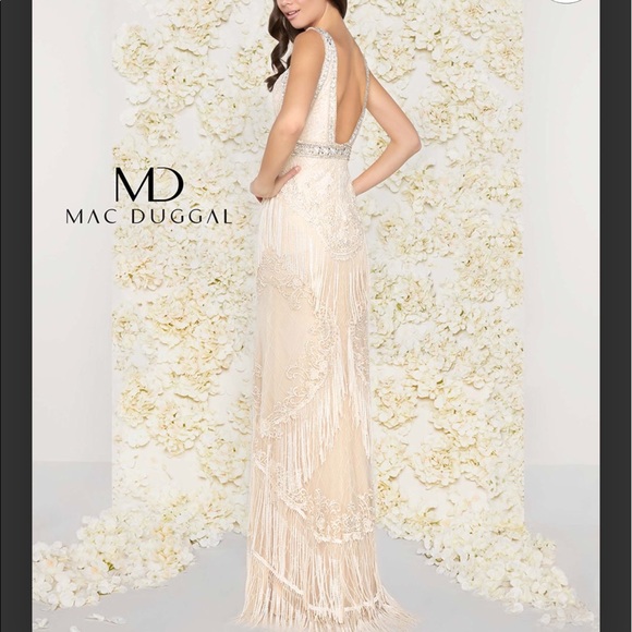 Dress - Picture 3 of 4