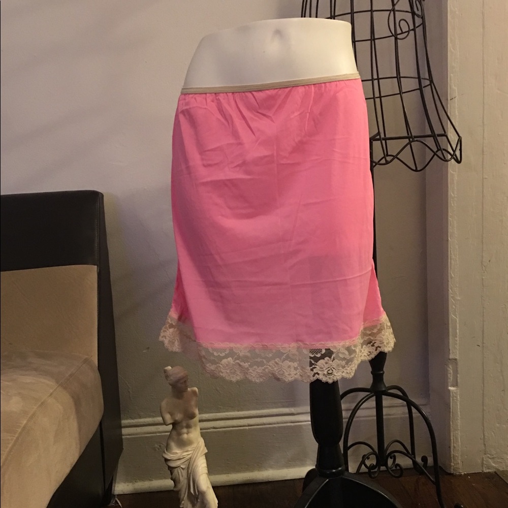 Spring Vintage 1950s pink slip