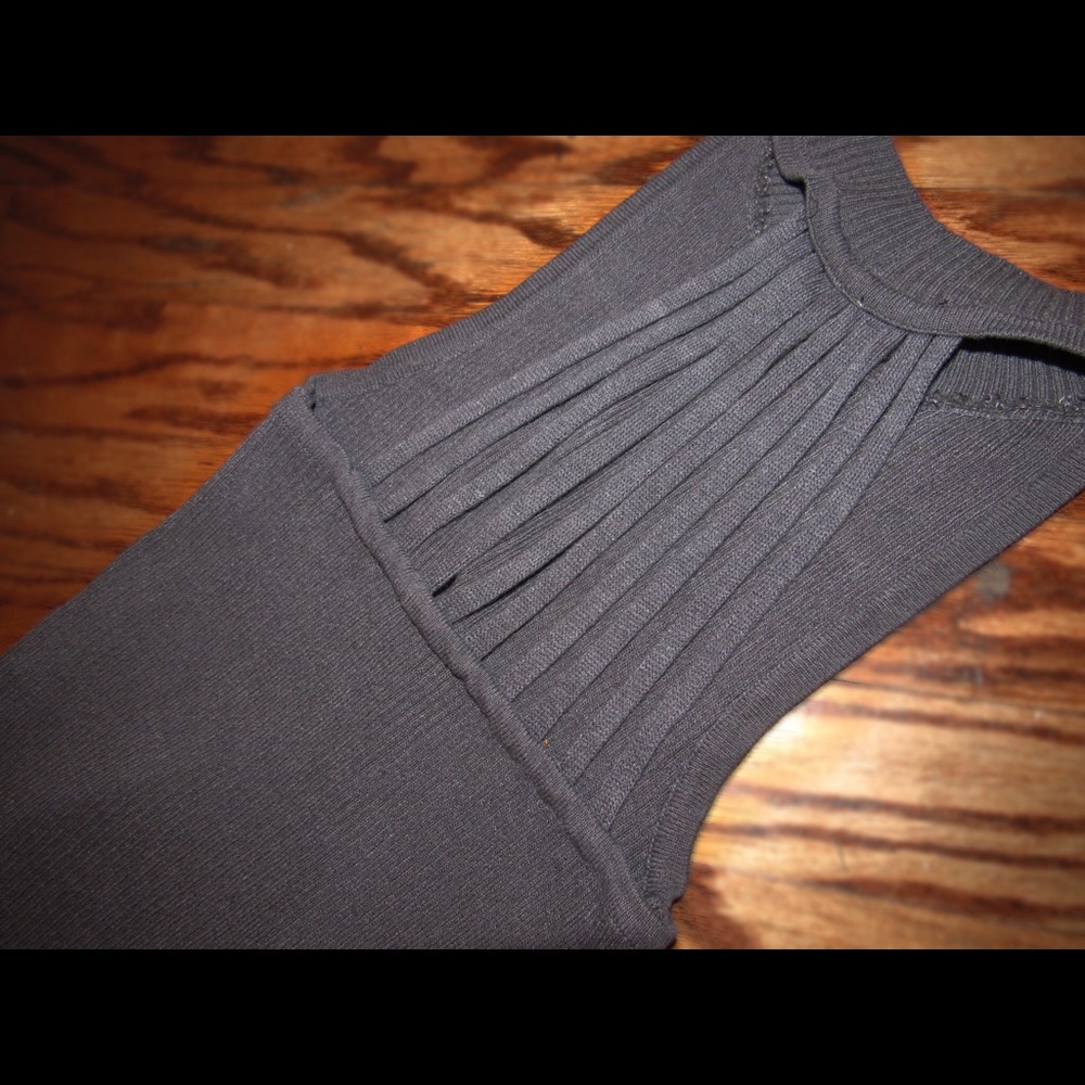 Ribbed No sleeve top!