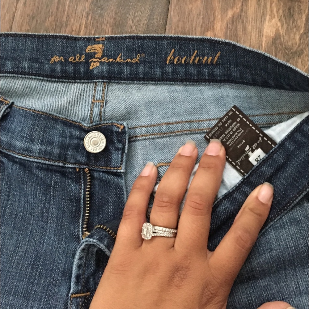 Sale !! 3 items for $20♠️ 7 Jeans - Picture 2 of 3