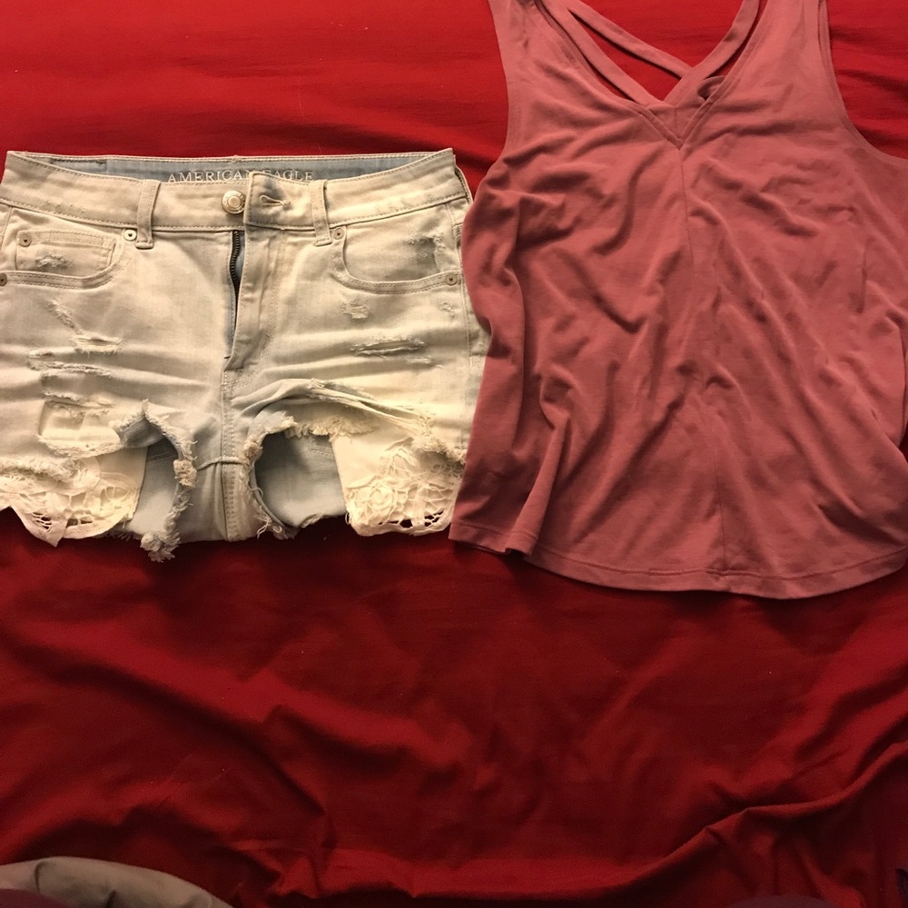 American Eagle shorts and tank top