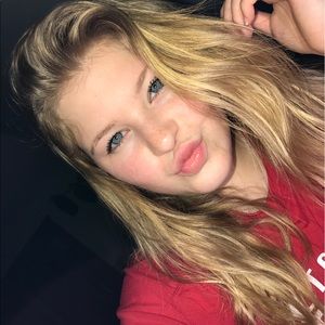 Meet your Posher, Maibel