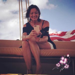 Meet your Posher, Lara