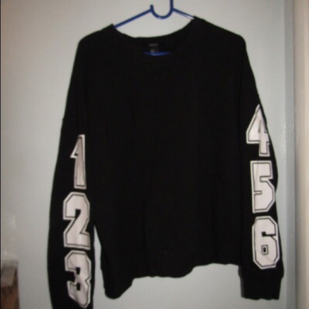Forever 21 Sweater