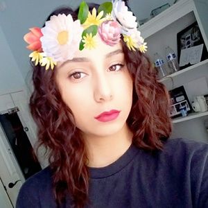 Meet your Posher, Briana