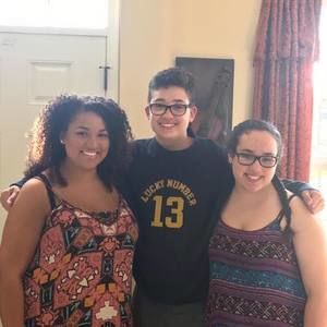 Meet your Posher, Tara