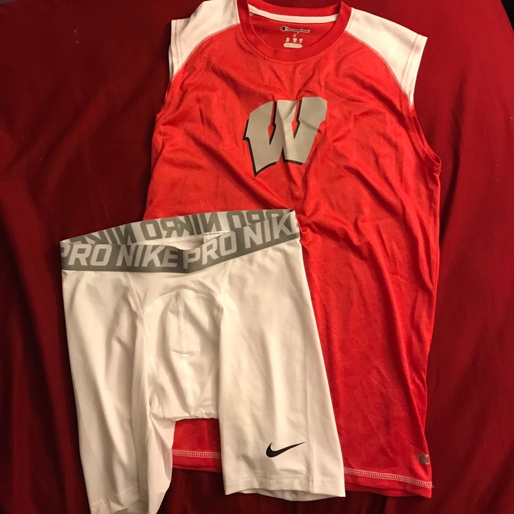 Men's Nike pros and badgers tank