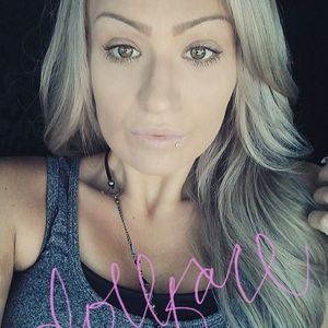 Meet your Posher, Monique