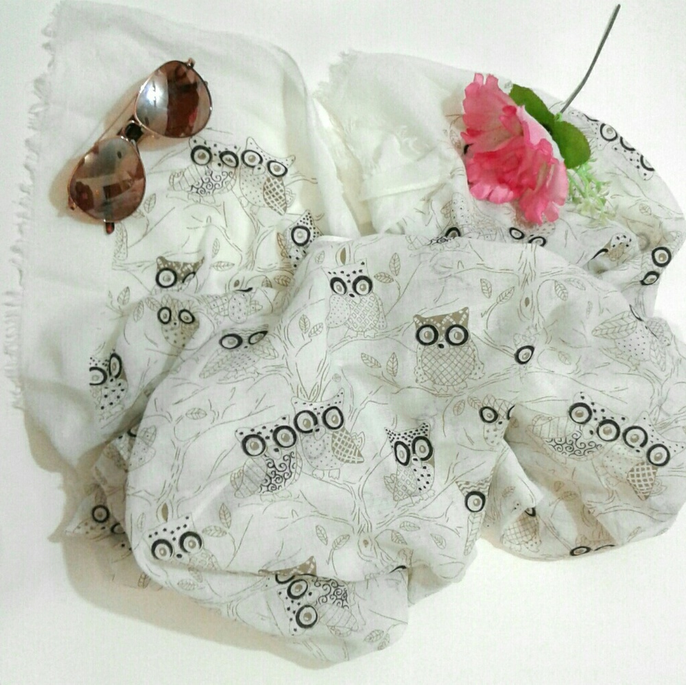 ❤ Owl In Love Scarf