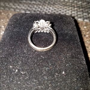 Wedding/Engagement ring