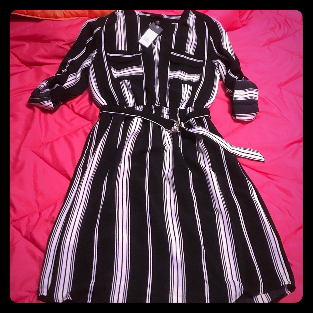 Black and white striped fresh dress!!!💕