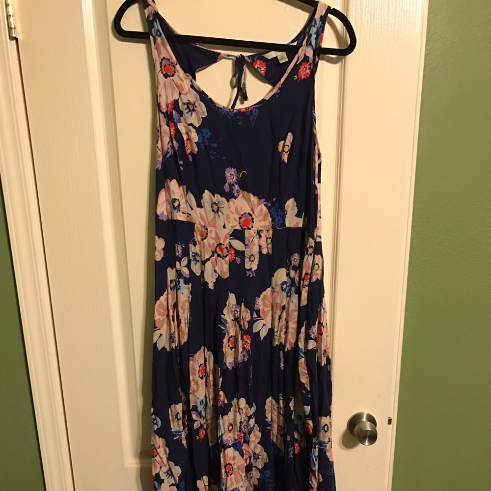 Beautiful LC Lauren Conrad Maxi Dress - VGUC