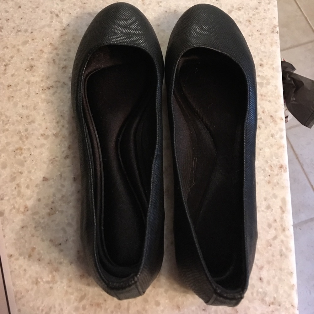 7.5 black flats