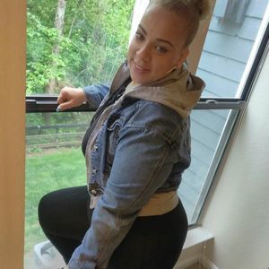 Meet your Posher, Idalie