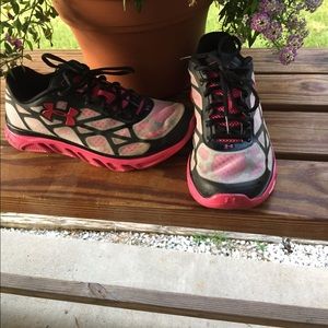 Under Armour Spine breast cancer awareness shoes