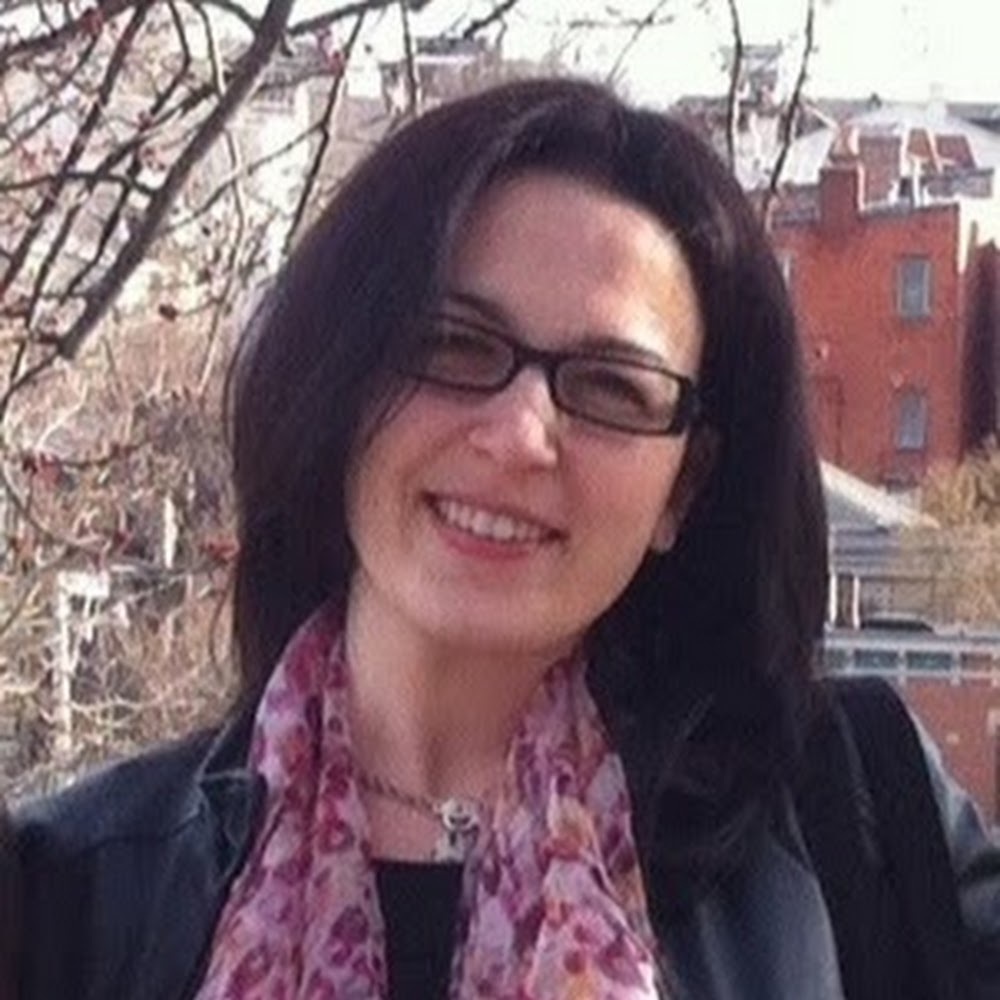 Meet your Posher, Alessandra