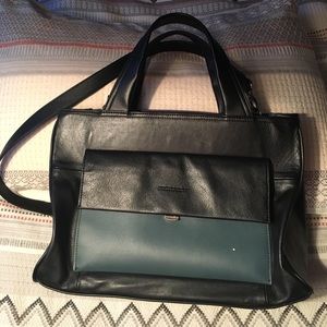 La Perlina Audrey Bag in black/blue