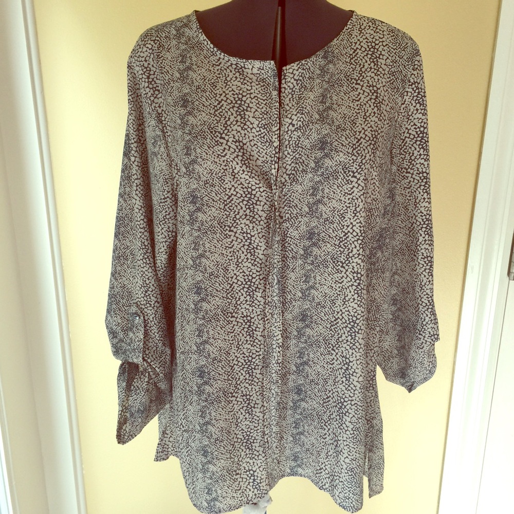 Bobeau blouse roll sleeve medium