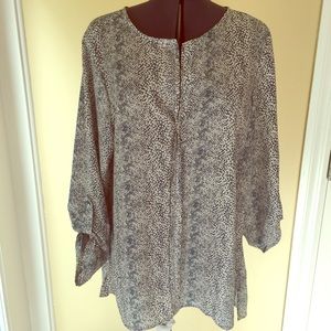 Bobeau blouse roll sleeve medium