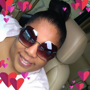 Meet your Posher, Felicia