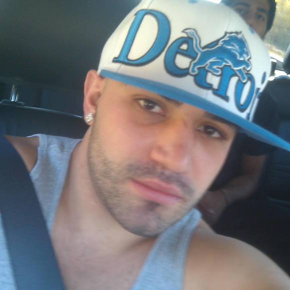 Meet your Posher, Moe - Picture 1 of 1