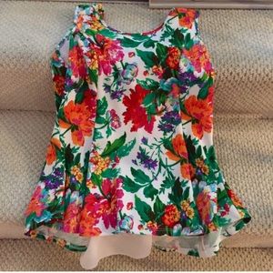 Boutique top floral with bow sz L Boutique top floral with bow sz L
