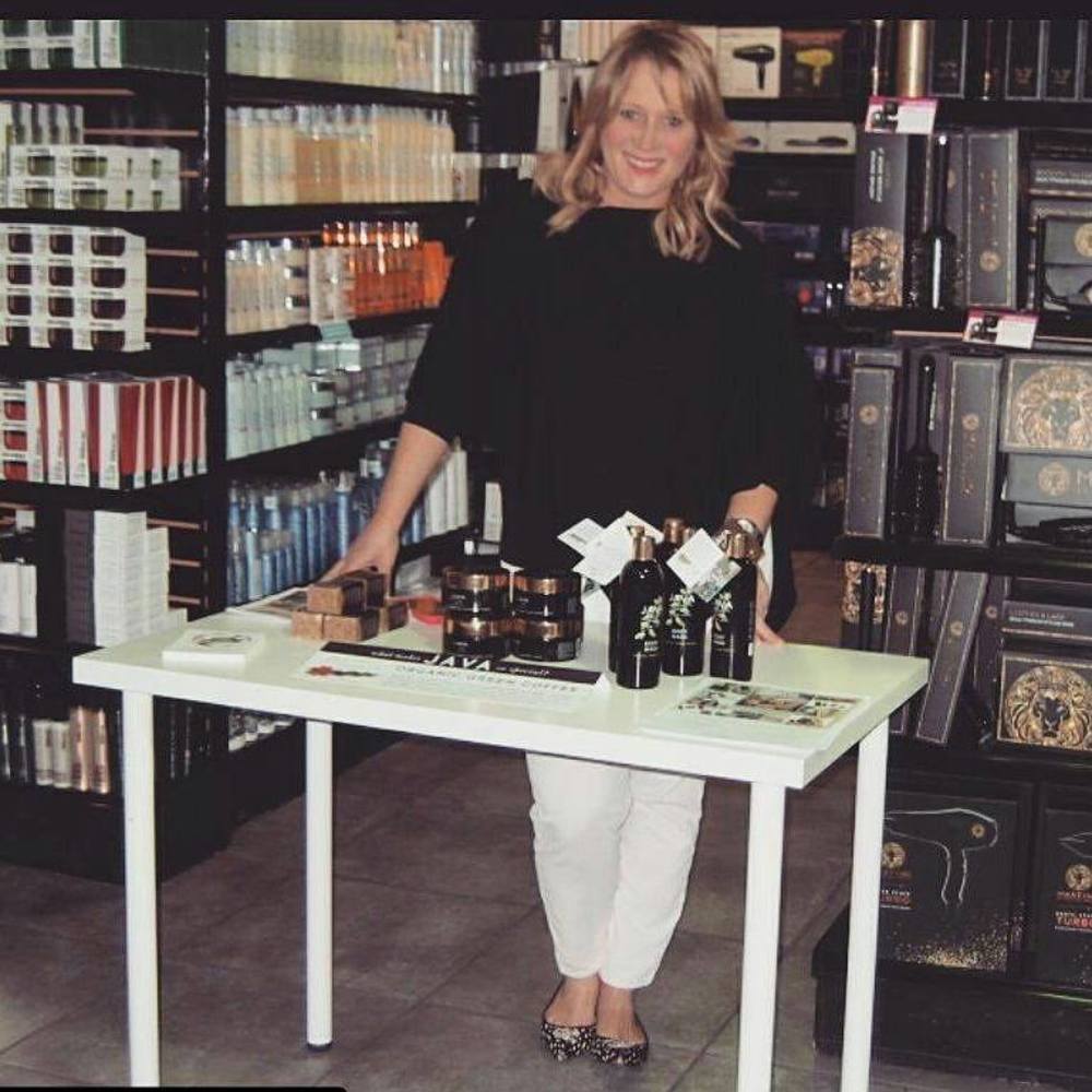 Meet your Posher, Stephanie