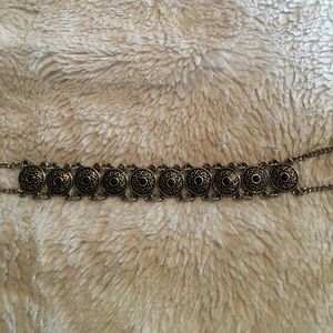 Urban outfitters chocker