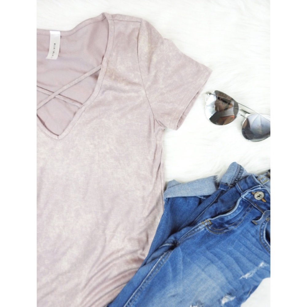 🌸 Dusty Pink Cross Front Tee 🌸