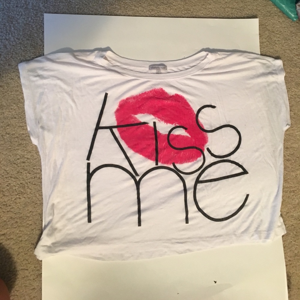 💋 Kiss Me Charlotte Russe Oversized Tee